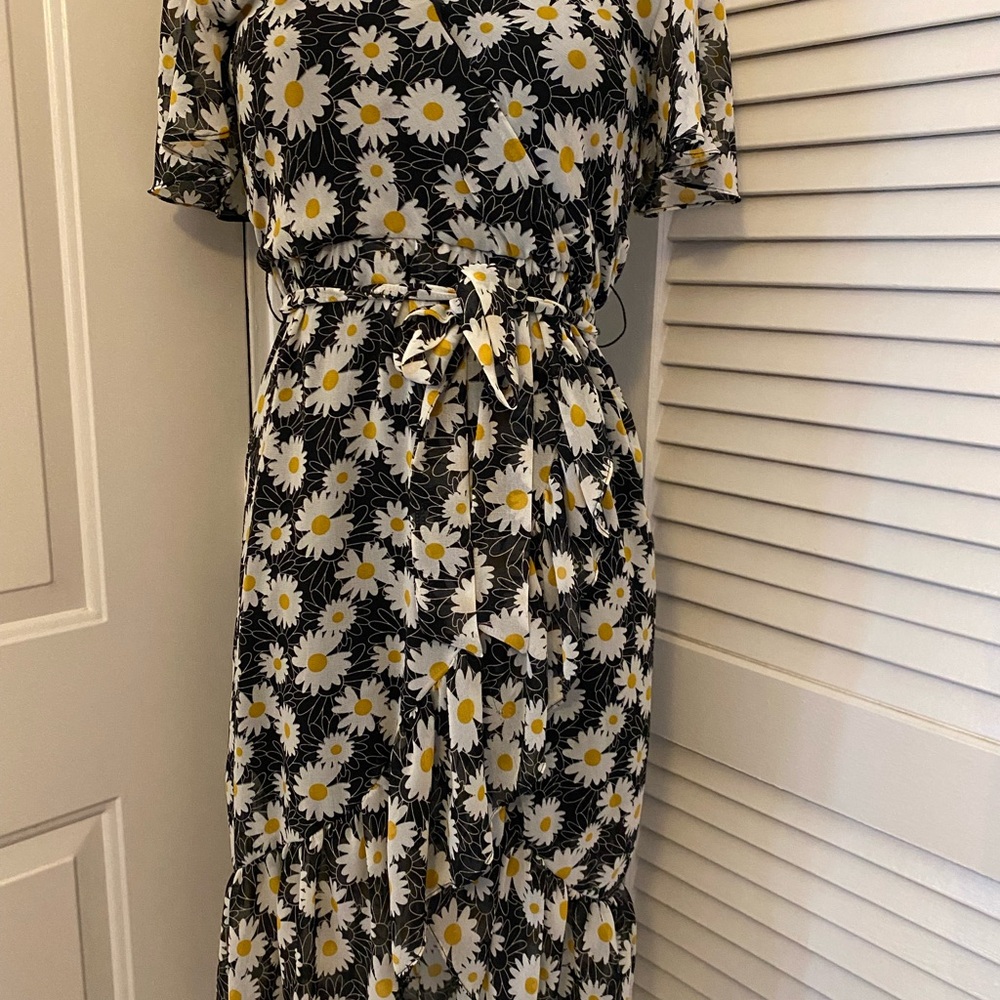 Rewind Daisy Print Black and White Wrap Dress- Size XS - Picture 2 of 9